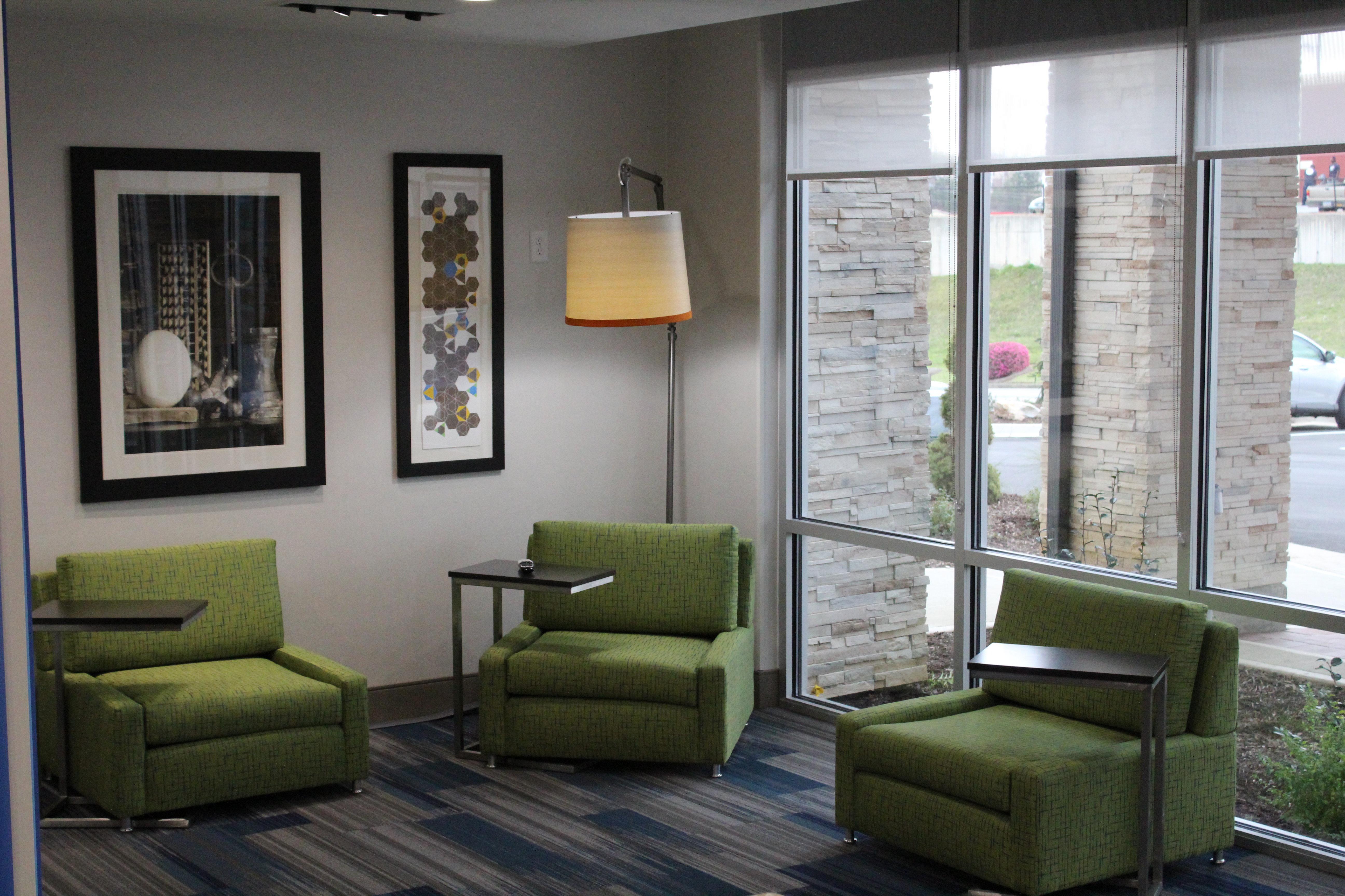 Holiday Inn Express & Suites - Milledgeville, An Ihg Hotel מראה חיצוני תמונה